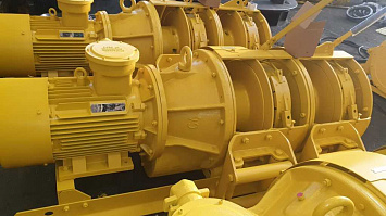 Поставка подземных скреперных лебёдок